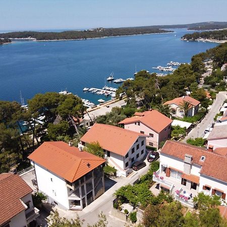 Apartment Luce Mali Losinj Exterior photo