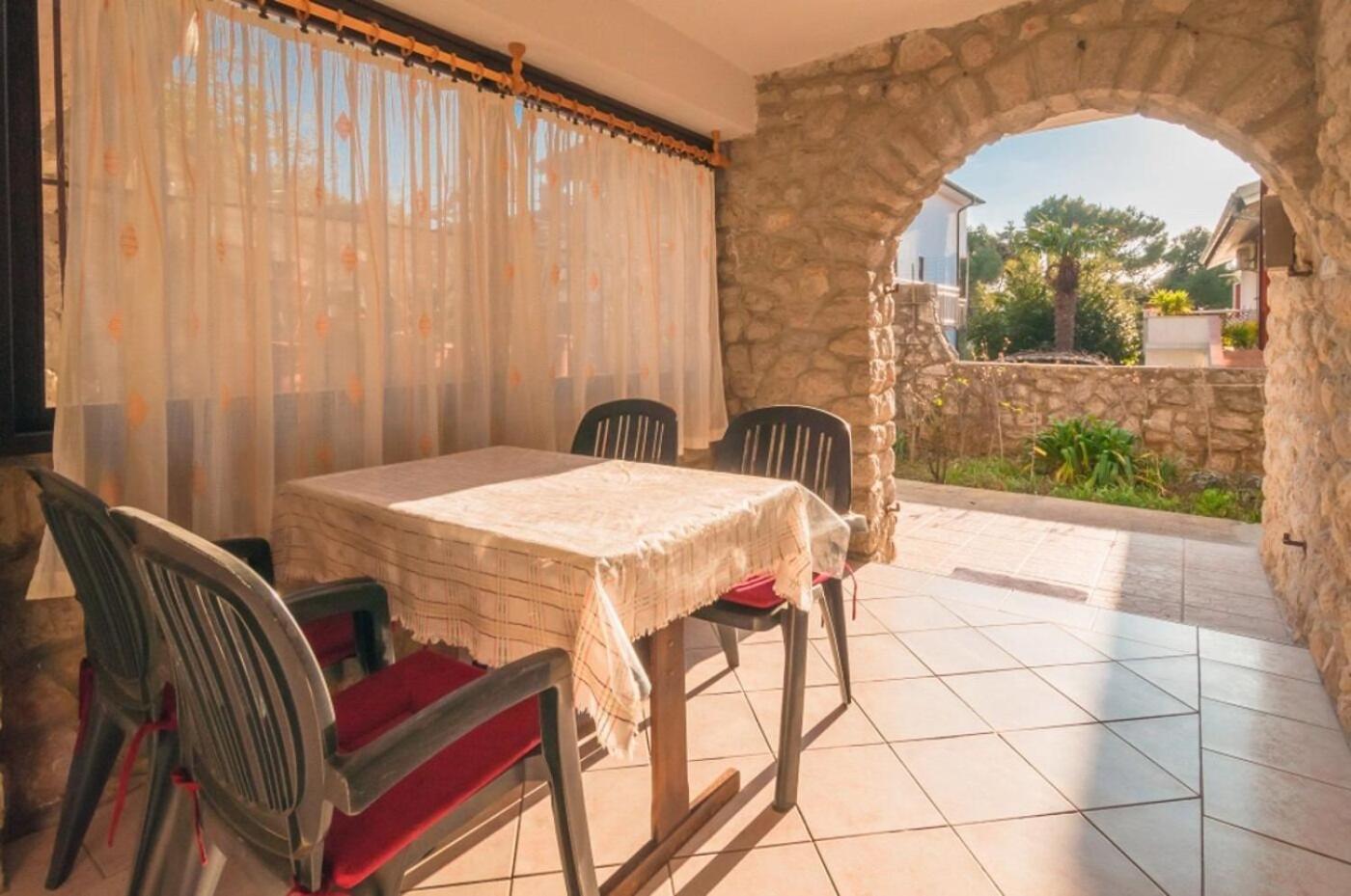 Apartment Luce Mali Losinj Exterior photo
